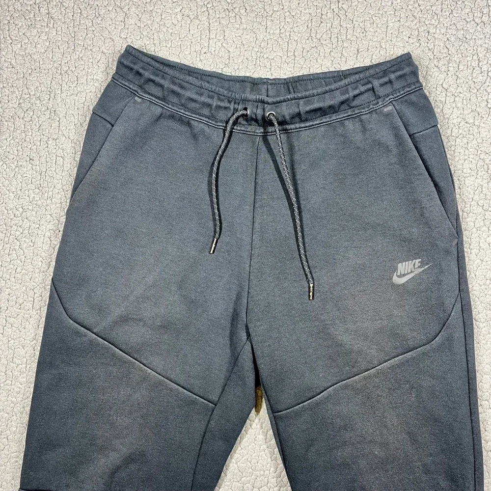 Nike Sportswear Tech Fleece Joggers Mens Medium Black Sweatpants CU4495-010